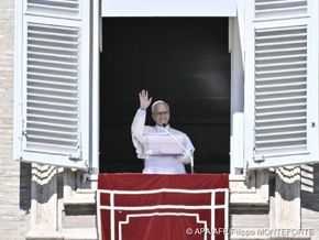 Papst kündigt Lungenoperation wegen entdeckten Knotens an