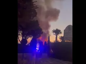 Heldenhafte Feuerwehrleute aus Deutschland bei Brand in Campingplatz am Gardasee