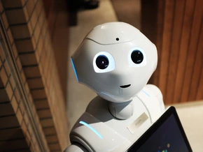 Roboter wird verhört: Ist die Maschine übergriffig geworden?