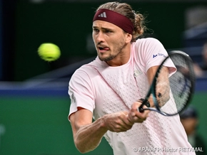 Zverev steht im Halbfinale von Shanghai