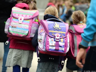 Leichte Schultasche, gesunder Rücken