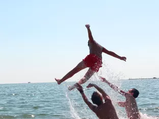 Ferien am Meer: Einschreibungen für Familien starten