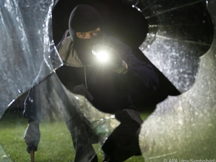 Bürger greifen nach Einbrüchen in Karneid und Deutschnofen zu Selbsthilfe