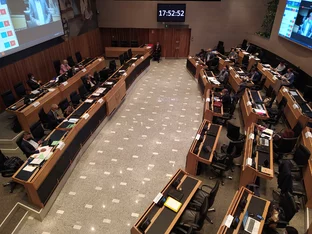 Aktuelle Debatten im Südtiroler Landtag