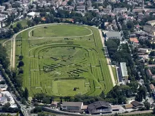 Pferderennplatz Meran: "Große Pläne, aber wo bleibt die Bevölkerung?"