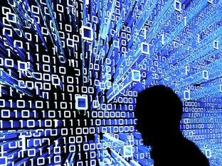 Neue Ausschreibung für die Gewährung von Beiträgen Digitalisierung „Duale Transformation – Digital & Green“