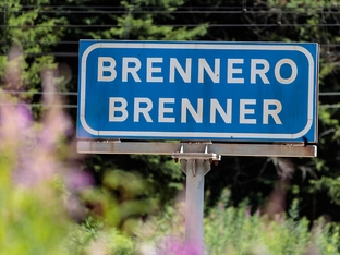 Freiheitliche: "Flüchtlingswelle über den Brenner droht"