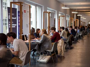 Anmeldung für Job Speed Dating 2026 für Arbeitgeber startet