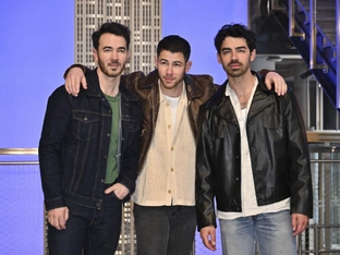 Jonas Brothers: Bekamen mit 14 Fragen über unser Sexleben