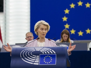 EU-Parlament lehnt Misstrauensantrag gegen von der Leyen ab