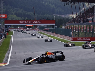 Verstappen gewinnt Sprint in Spa vor McLaren-Duo
