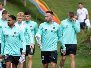 Stürmer Weimann nach Blackburn-Jahr zurück bei Derby County