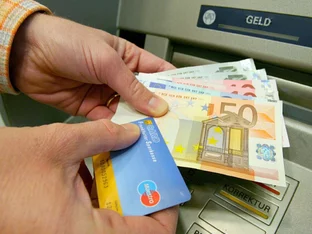 Girokonto soll in Italien garantiertes Recht werden