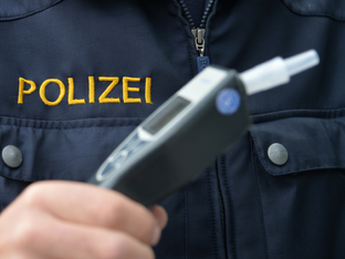 Drei Verletzte bei Unfall mit Alkolenker in der Steiermark