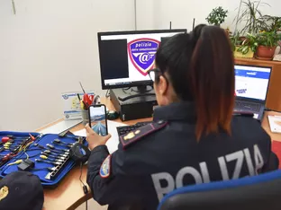 Polizei bringt Online-Sicherheit nach Meran