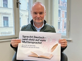 STF: „Lasst uns stolz auf unsere Muttersprache sein!“