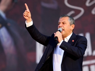 Türkei: Gericht vertagt Verfahren gegen Oppositionellen Özel