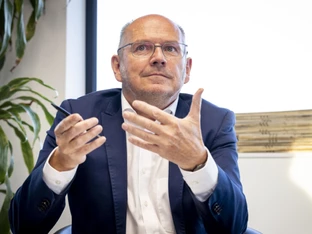 Ferdinand Wegscheider gibt ServusTV-Leitung ab