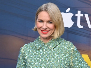 Schauspielerin Naomi Watts schreibt über Wechseljahre