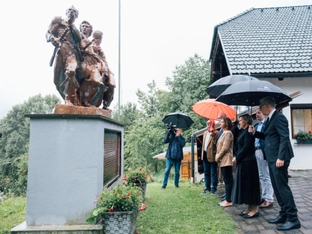 Kommission legt Abschlussbericht zu Peršmanhof-Einsatz vor