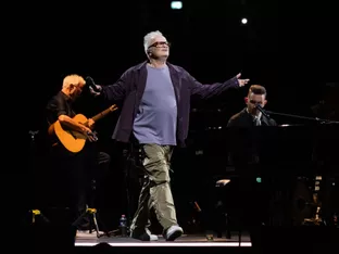 Herbert Grönemeyer sieht sich ungern im Spiegel an