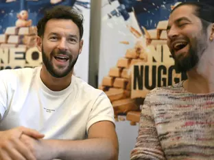 "Neon Nuggets" mit Pizzera und Jaus als "Familientreffen"