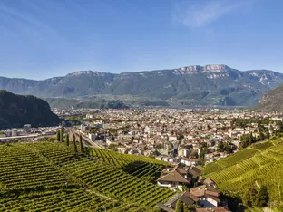 Wohnungsnot in Bozen: Team K will Büroflächen und Dachböden mobilisieren