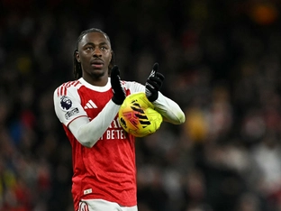 Arsenal in PL dank Eze-Triplepack sechs Punkte voran