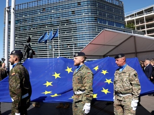 Slowakischer Ex-Premier schlägt "Verteidigungs-Eurozone" vor