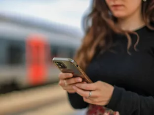 Wer strahlt weniger? - Wo sich Handys unterbieten sollten