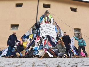 Aktion „Kleiderberg – Ist der Gipfel erreicht?“