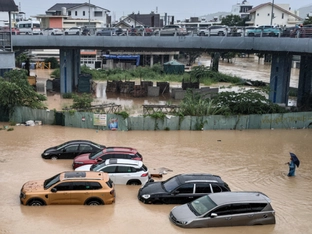 Mindestens 16 Tote nach Starkregen und Hochwasser in Vietnam