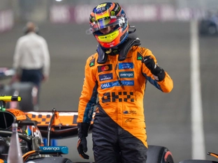 Piastri gewinnt Katar-Sprint und holt Pole vor Norris