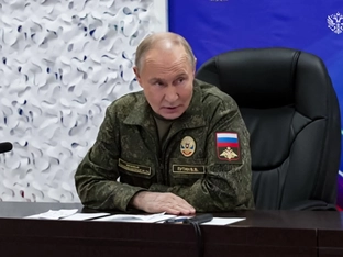 Putin bei Armeebesuch: Halten an unseren Kriegszielen fest