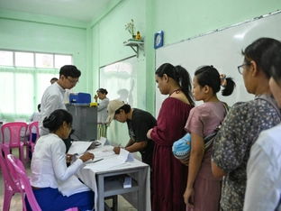 Erste Runde von Parlamentswahl in Myanmar begonnen