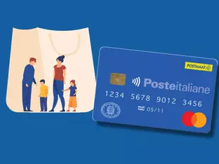 So holen Bürger ihre ‚Carta dedicata a te 2025‘ in Bozen ab