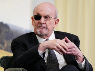 Salman Rushdie gibt Comeback bei Literatur im Nebel-Festival