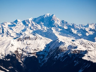 Eis schmilzt wegen Klimawandels auch am Mont Blanc