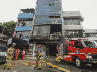 Mindestens 20 Tote bei Brand in Bürogebäude in Jakarta