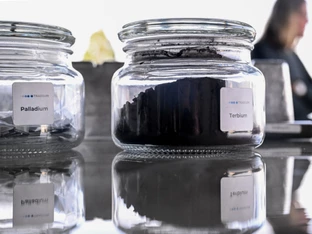 Exportlizenzen für Seltene Erden an erste chinesische Firmen