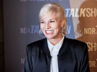 Ina Müller schwärmt von gemütlichem Tag im Bett