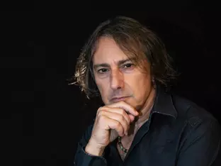 Cantautore Pippo Pollina: "Die Menschen wollen keinen Krieg"