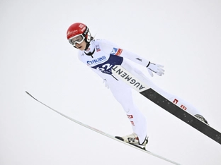 Skispringerin Prevc gewinnt in Wisla, Eder Siebente