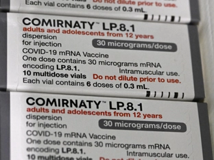 Covid: mRNA-Impfstoffe besser als Sputnik V