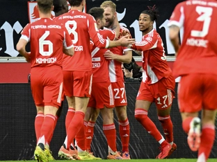 Laimer-Tor bei Bayern-Sieg in Stuttgart - Auch Wimmer trifft