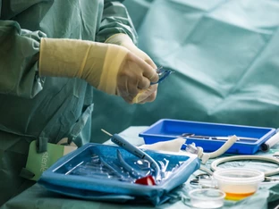 Arzt in Frankreich wegen Tötung von Patienten schuldig