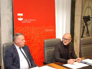 Bozen: Zweijahresplan über die Instandhaltung von Straßen und Gehsteigen vorgestellt