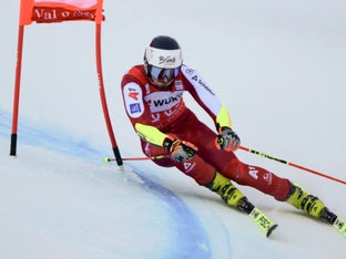 Brennsteiner führt im Riesentorlauf von Val d'Isere