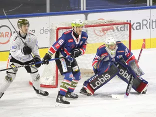 Rittner Buam SkyAlps mit dem nächsten Derbysieg in Meran