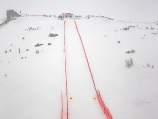 Vorbereitungen auf kurze Zauchensee-Abfahrt